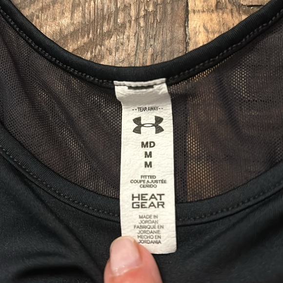 Under Armour Black Tank Top Women’s Medium EUC - Picture 3 of 4